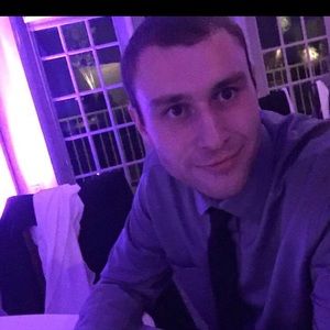 Meet your Posher, Eric